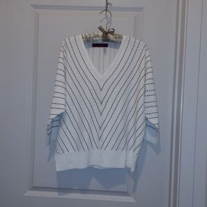 White and Black Striped Women's Sweater Size:L/G